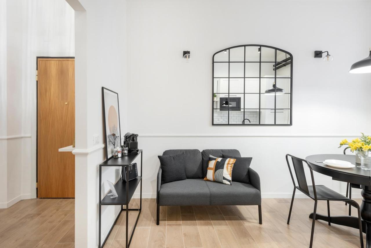 דירות רומא White Flat Ground Floor מראה חיצוני תמונה